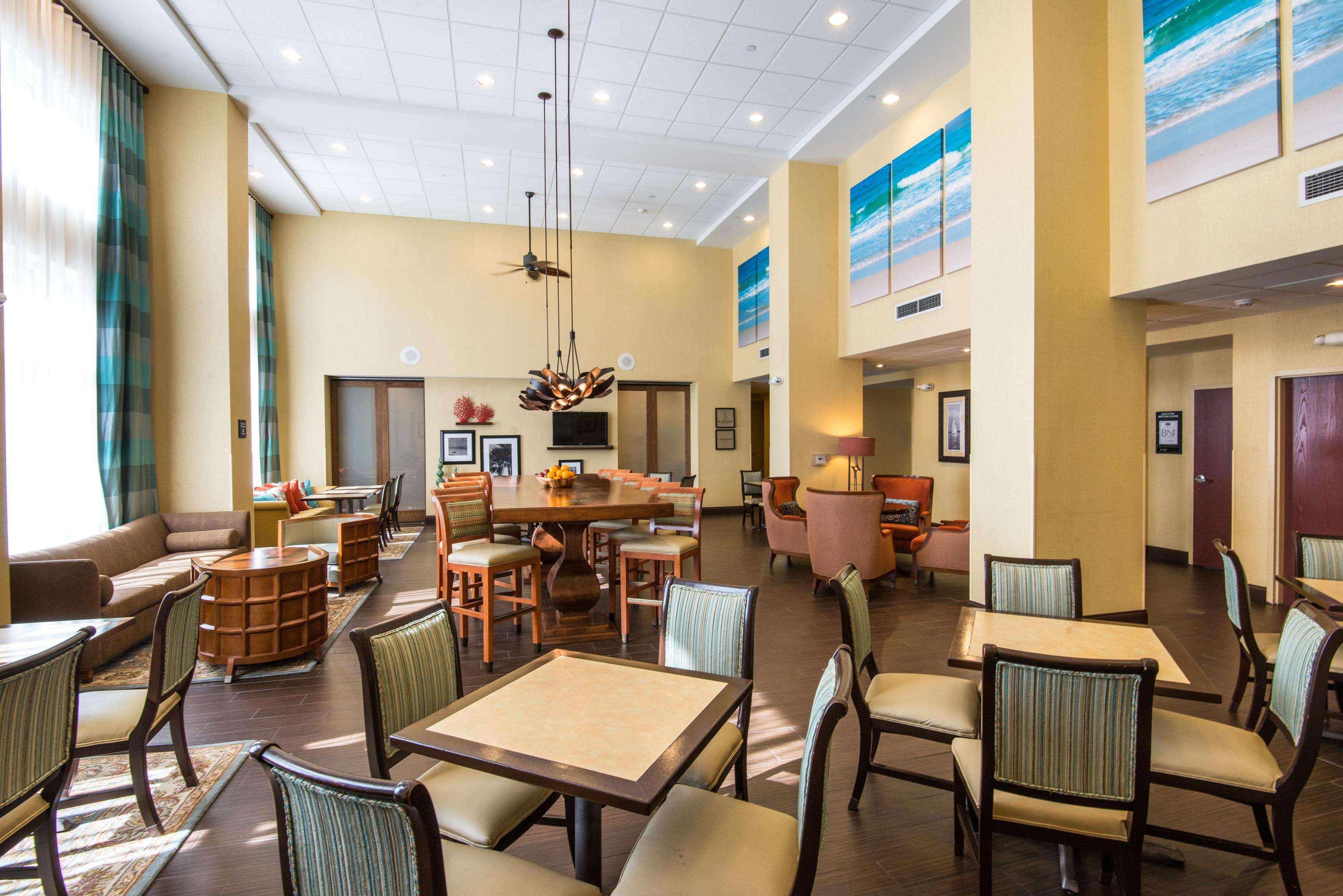 Hampton Inn & Suites Fort Myers-Colonial Boulevard Ngoại thất bức ảnh