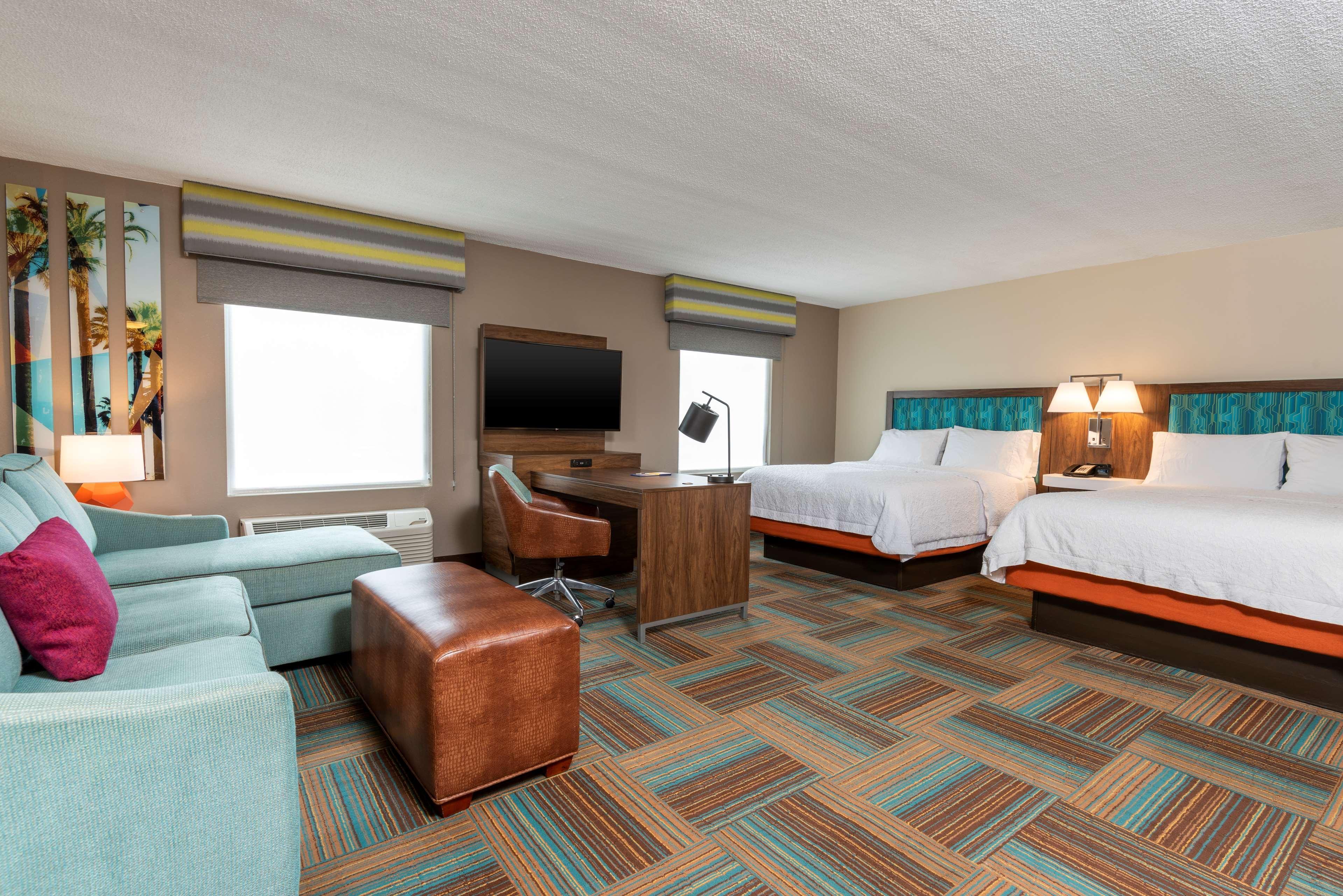 Hampton Inn & Suites Fort Myers-Colonial Boulevard Ngoại thất bức ảnh