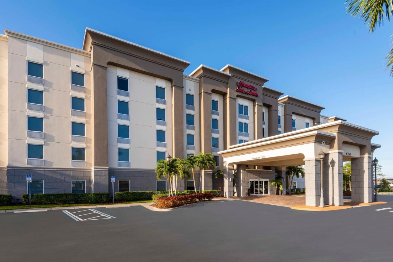 Hampton Inn & Suites Fort Myers-Colonial Boulevard Ngoại thất bức ảnh