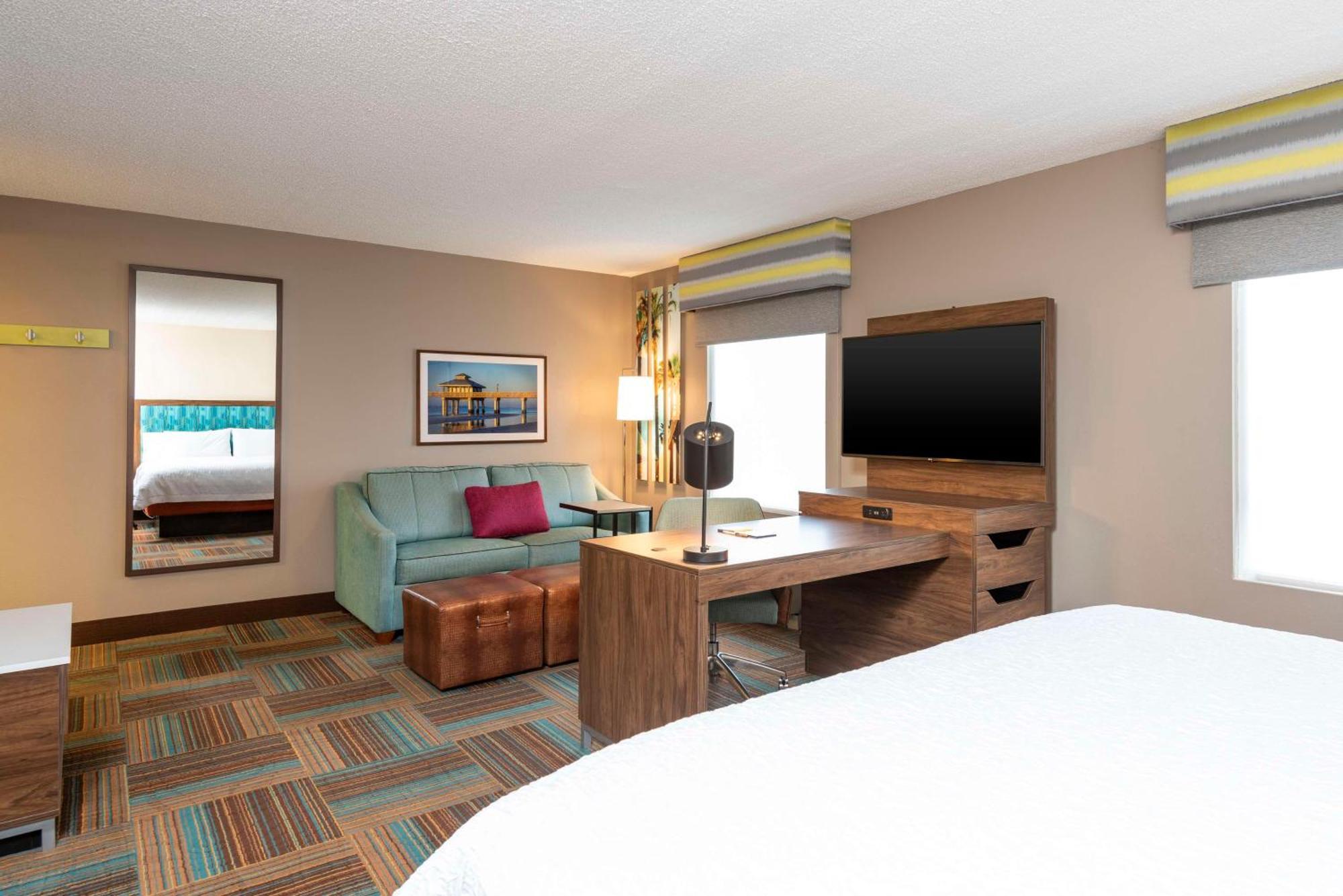 Hampton Inn & Suites Fort Myers-Colonial Boulevard Ngoại thất bức ảnh